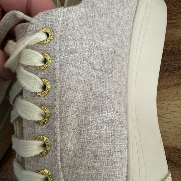 NWT Superga 2790 Platform Sneaker
Oatmeal, Size 9.5 W / 8.5M / 41 Euro - Picture 3 of 6
